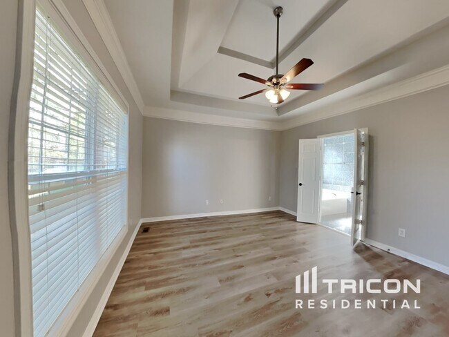 Building Photo - 105 Crooked Creek Ct