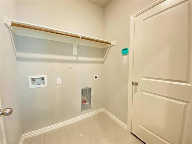 Building Photo - 3404 Solana Cir