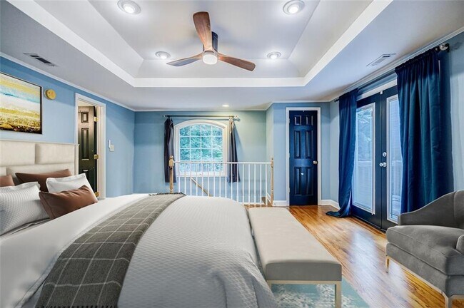 Building Photo - 183 Locust St NE