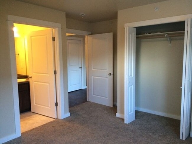 Building Photo - 2236#9 Baxter Lane