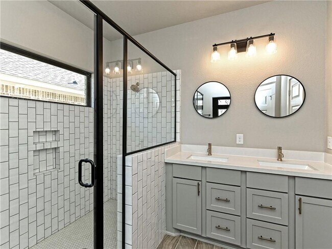 Building Photo - 2621 Franciscana Way