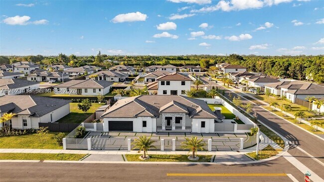 Building Photo - 13305 SW 190th Terrace