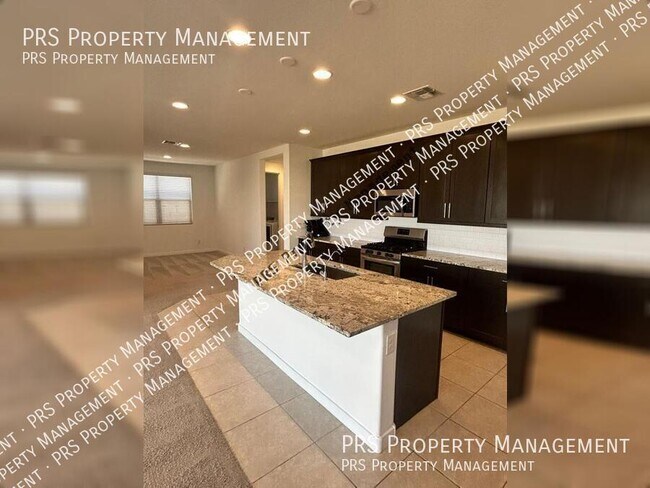 Building Photo - 2658 S Reavis Falls Rd
