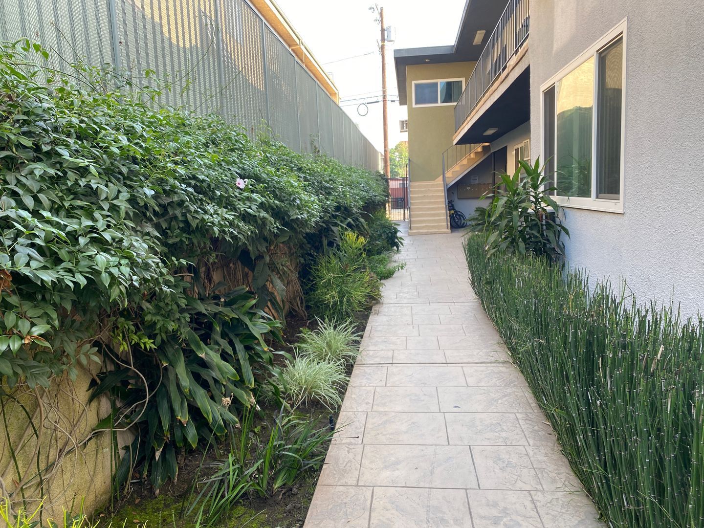 Building Photo - 12618 Pacific Ave