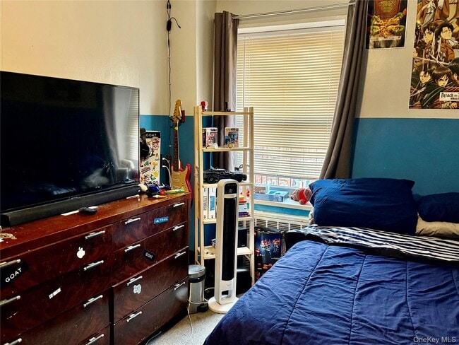 Building Photo - 100 Lincoln Ave