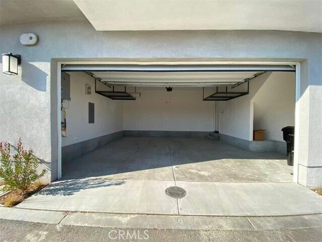 Building Photo - 10532 Huxley Dr