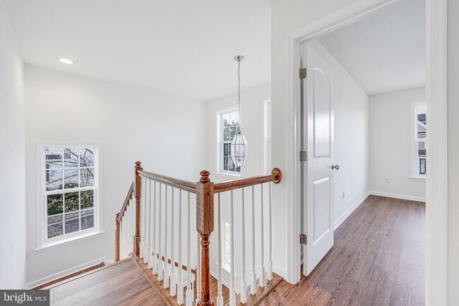 Building Photo - 15000 Gossom Manor Pl