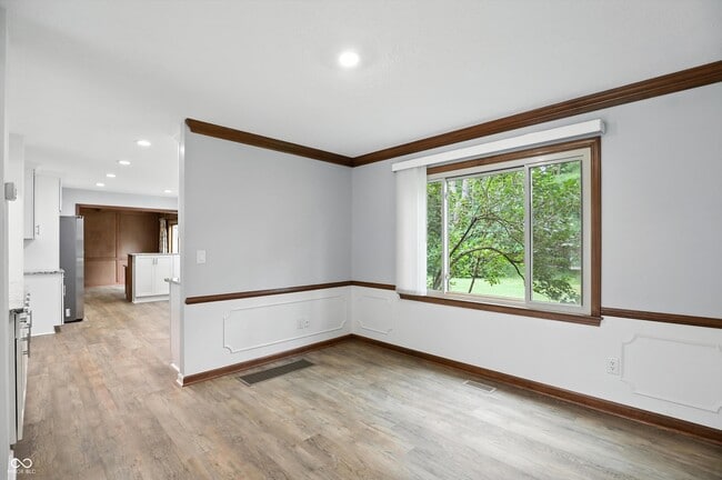 Building Photo - 781 Dayton Dr