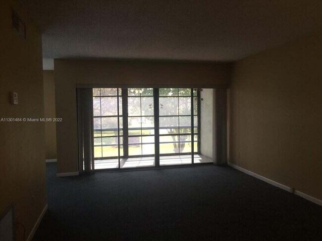 Building Photo - 2050 Oleander Blvd