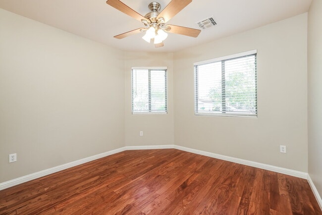 Building Photo - 3652 W Avenida Obregon