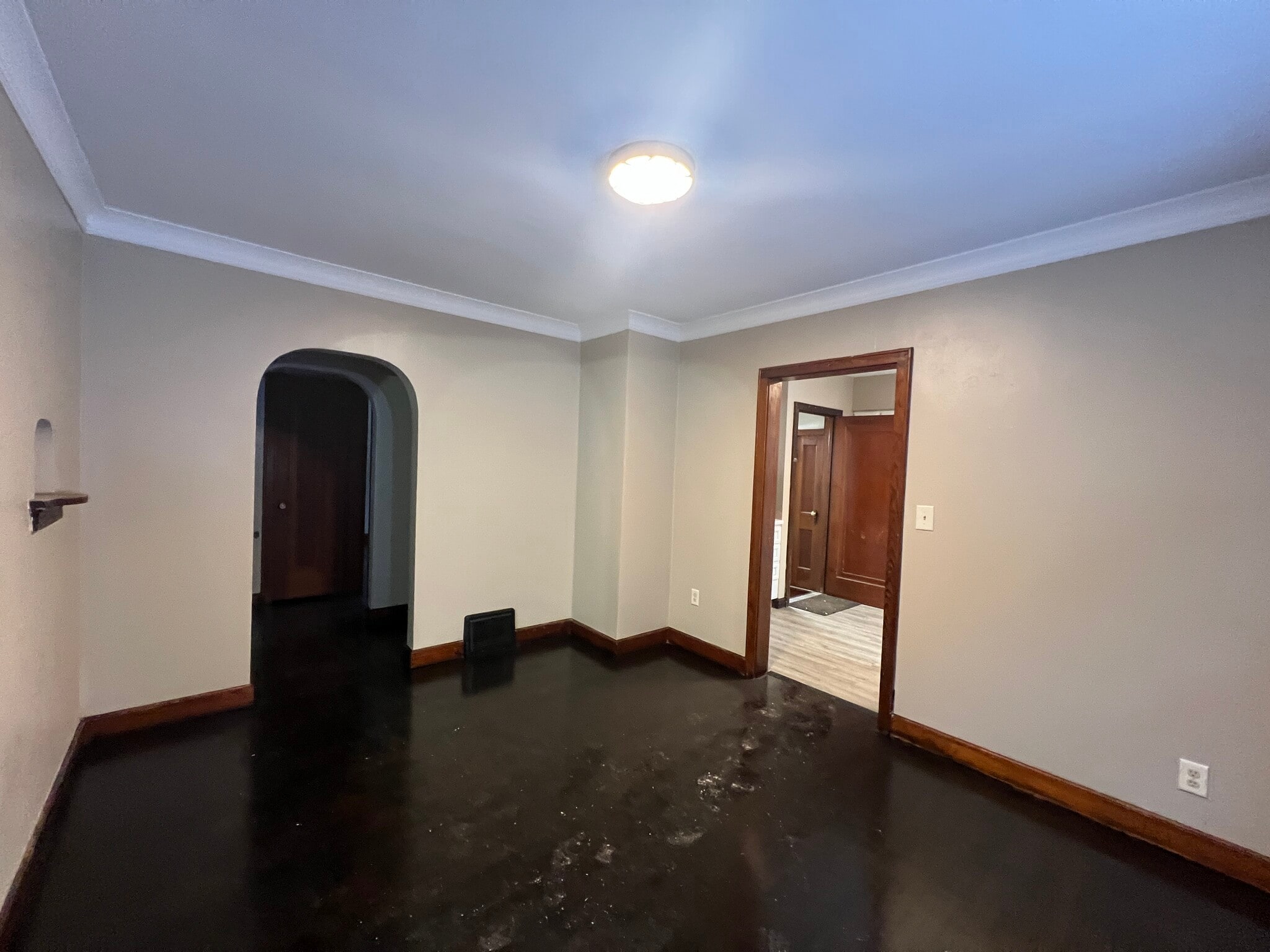 Building Photo - 715 Flieth St