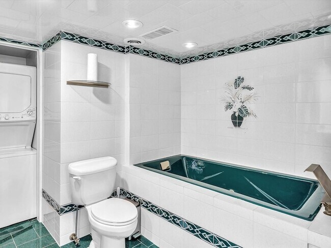 Building Photo - 3430 Galt Ocean Dr