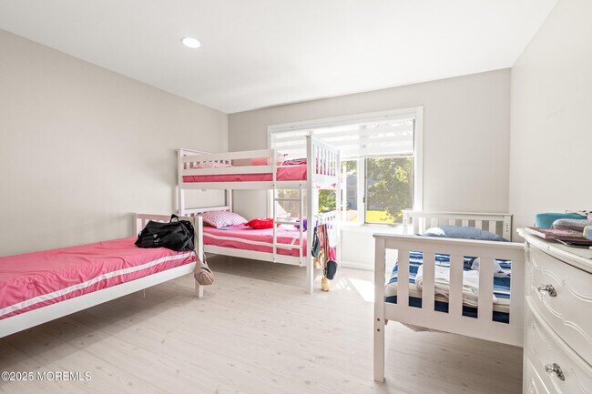 Building Photo - 24 Valley Forge Rd