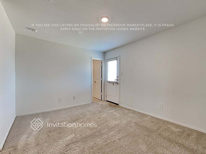 Building Photo - 3203 Crestone Dr