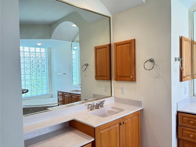 Building Photo - 5835 Covey Ct