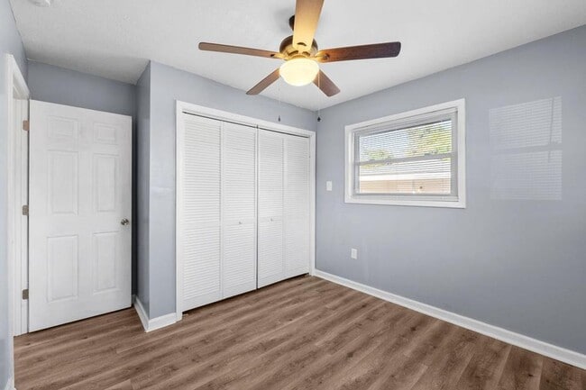 Building Photo - 1413 Springview Dr