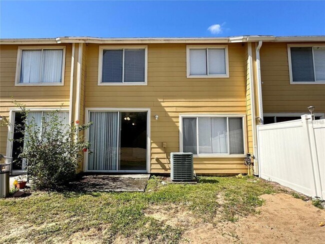 Building Photo - 624 Australian Way