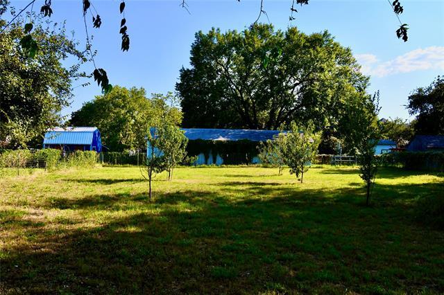 Building Photo - 517 W Water St