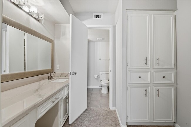 Building Photo - 7535 Olympia Dr