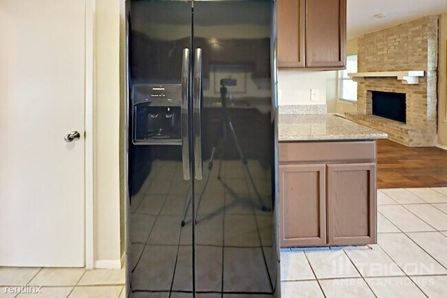 Building Photo - 6801 Castile De Oro