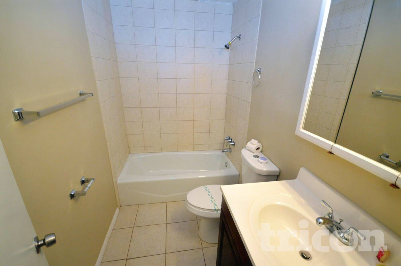 Building Photo - 7707 Silver Oak Ln