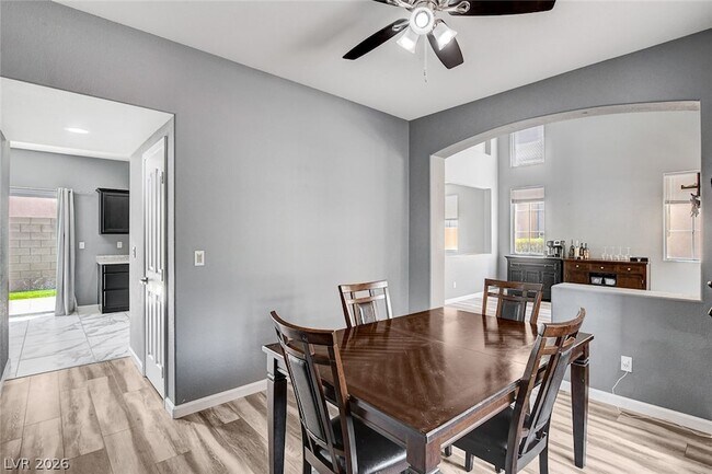 Building Photo - 6861 Sweet Pecan St