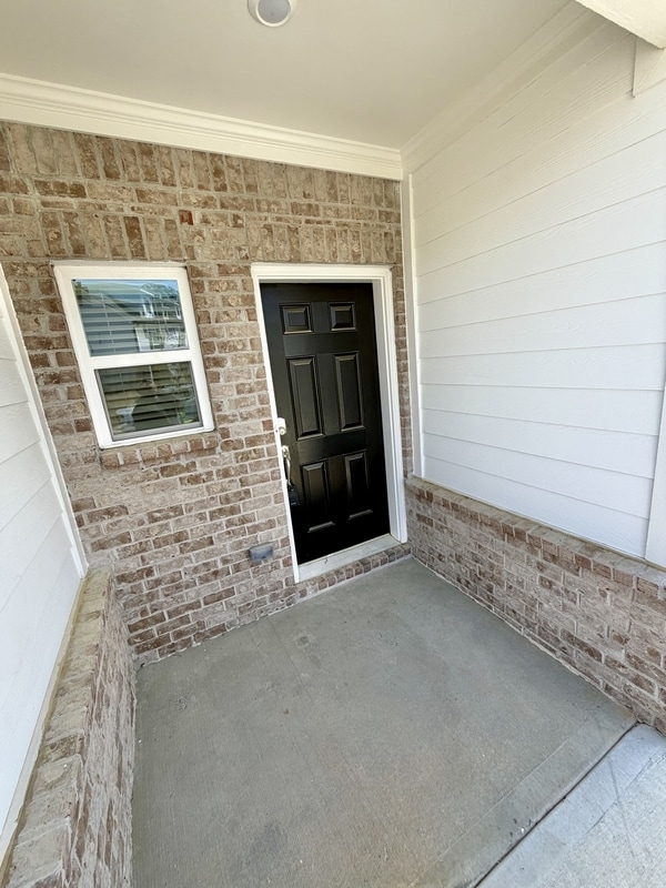 Building Photo - 261 Kenoot Dr