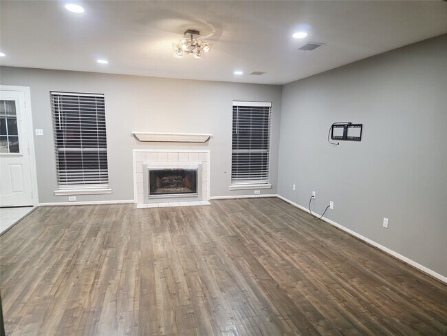 Building Photo - 506 Birch Hill Dr