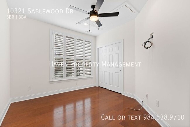 Building Photo - 10321 Sablewood Dr