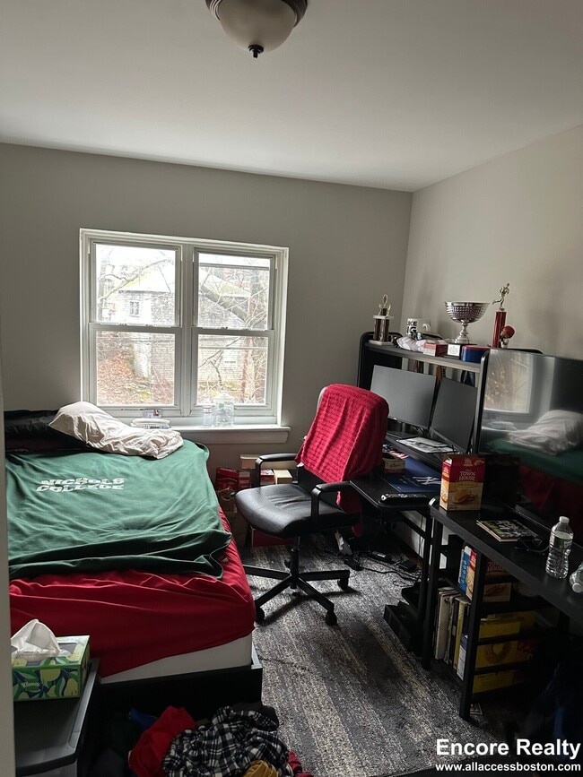 Building Photo - 65 Chiswick Rd