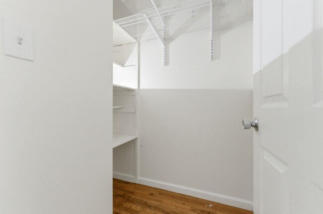 Building Photo - 46 Armstrong Ave