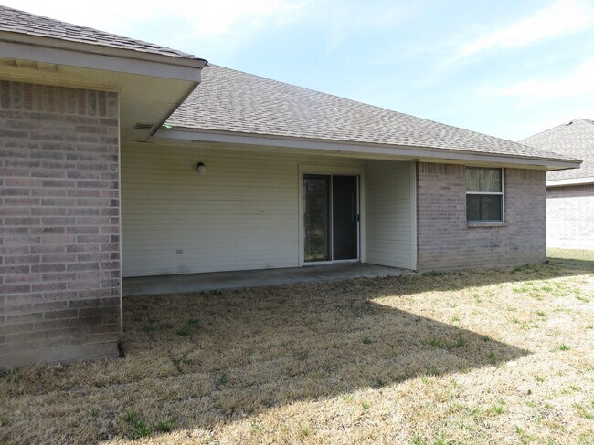 Building Photo - 2317 Upland Bend Dr
