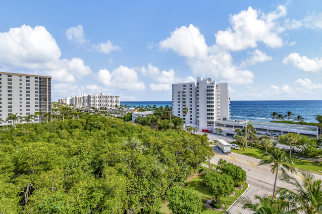 Building Photo - 3450 S Ocean Blvd