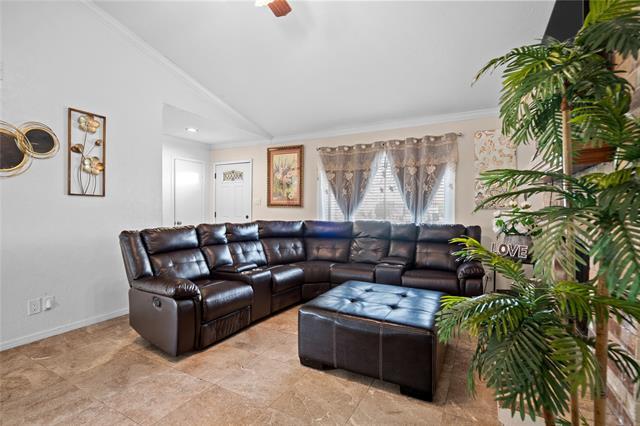 Building Photo - 3005 Woodlark Dr