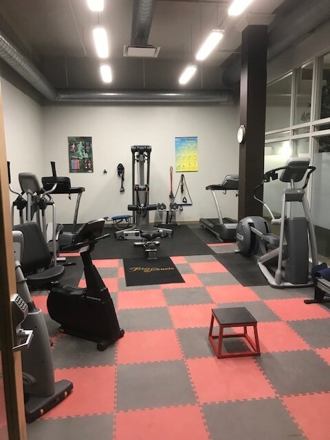 Building Photo - 1951 W 26th St