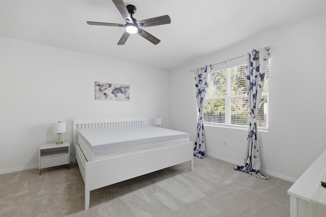 Building Photo - 5157 NW 43rd Ln Rd