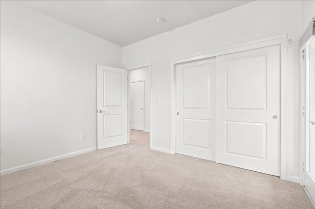 Building Photo - 3169 Parkham Dr