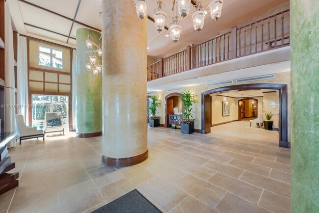 Building Photo - 2951 S Bayshore Dr