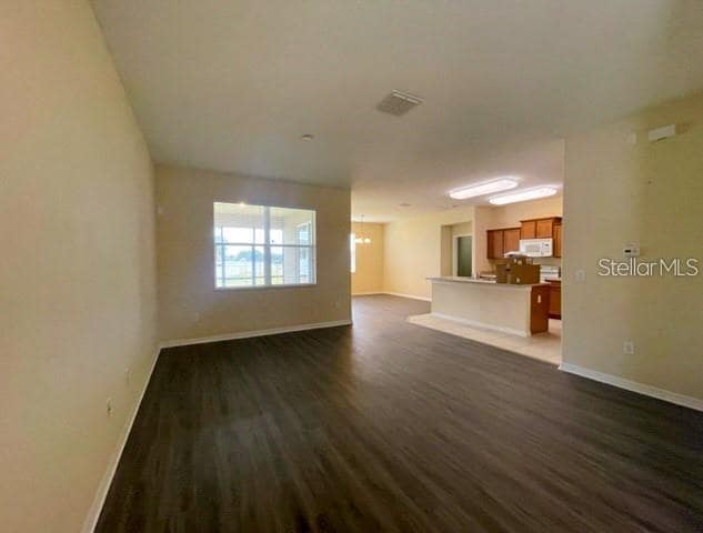 Building Photo - 3762 Hampton Hills Dr