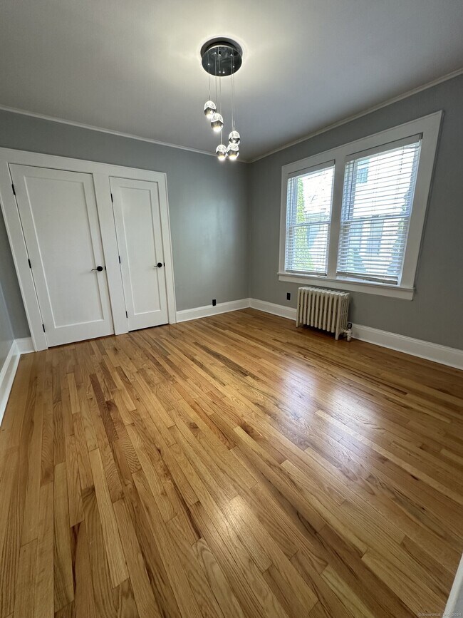 Building Photo - 83 High Park Ave