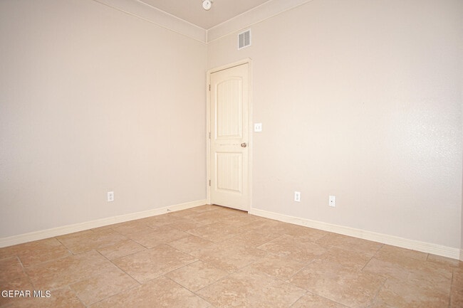 Building Photo - 14508 Smokey Point Dr