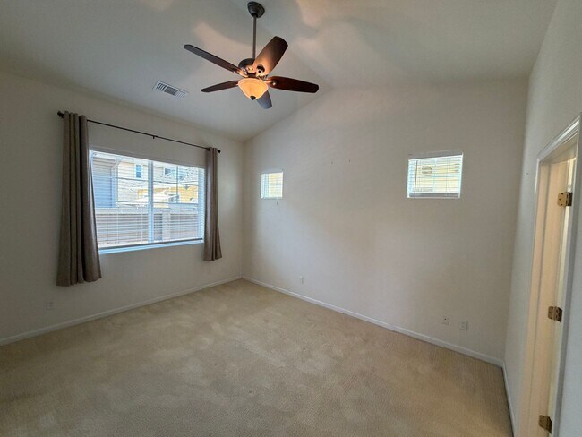 Building Photo - 1353 Dolcetto Ln