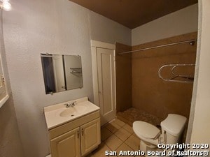 Building Photo - 1609 W Magnolia Ave