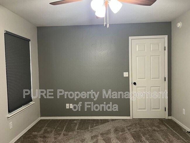 Building Photo - 112 Pecan Run