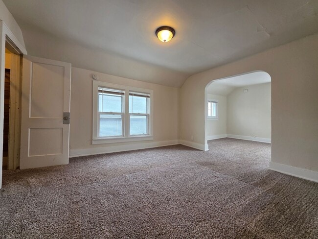 Building Photo - 1020 Berner St