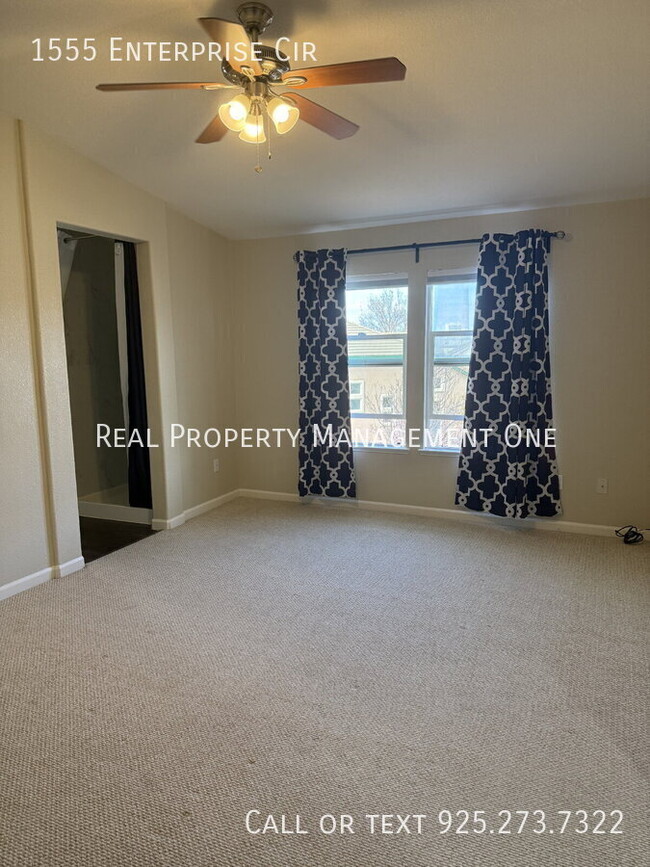 Building Photo - 1555 Enterprise Cir