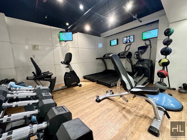 Building Photo - EAST 63 STREET