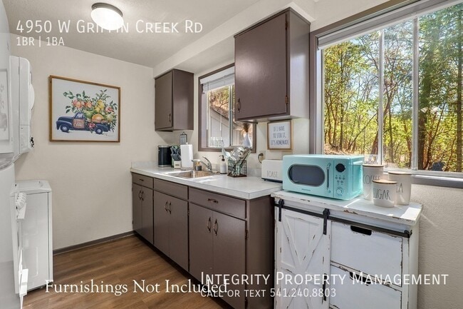 Building Photo - 4950 W Griffin Creek Rd