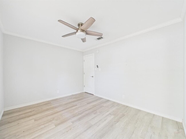 Building Photo - 11603 Gunsmoke Cir