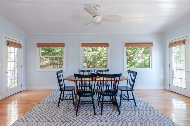 Building Photo - 26 Mattakiset Rd